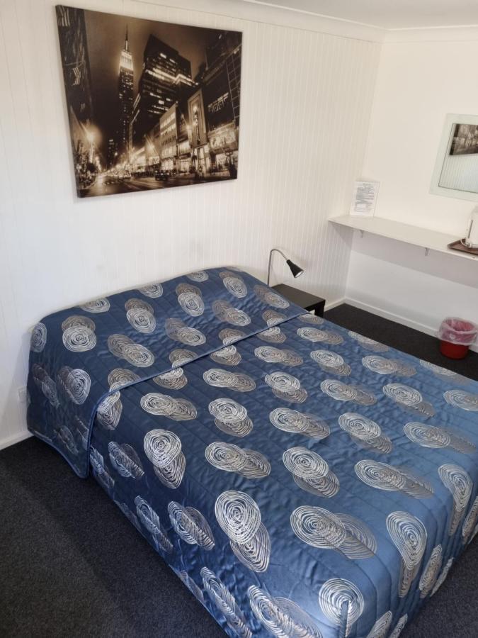 Taree Lodge Motel Bagian luar foto