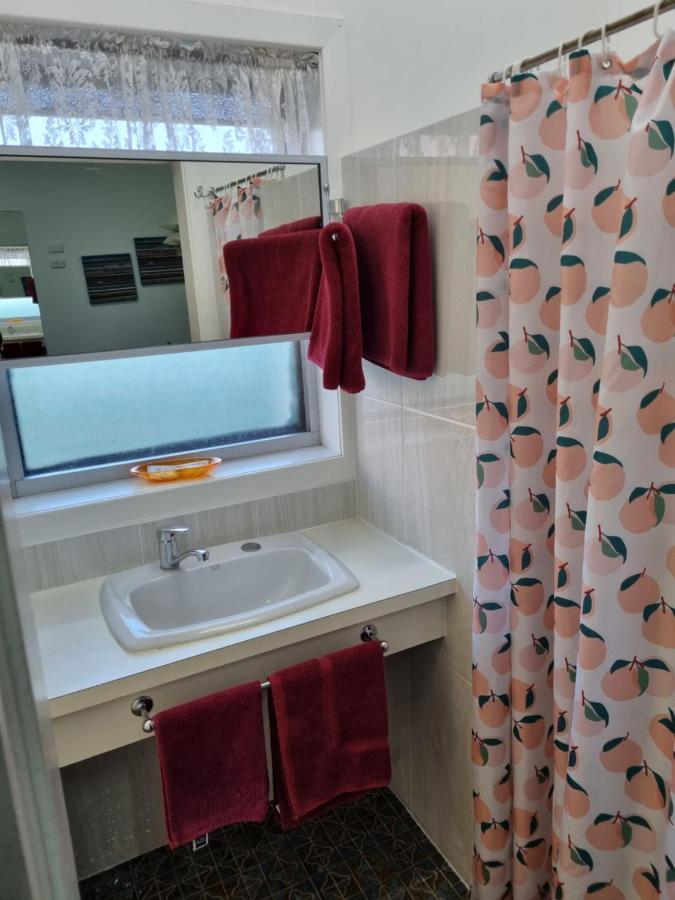 Taree Lodge Motel Bagian luar foto